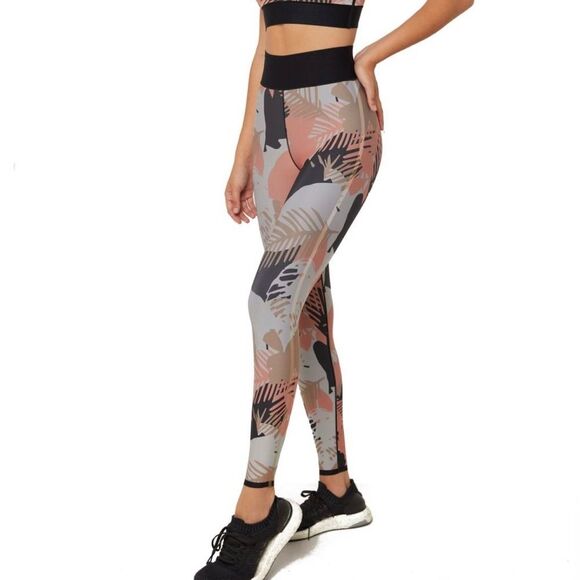 Ultracor Camo Leaf 3/8 Bonded Ultra High Legging - Picture 1 of 14